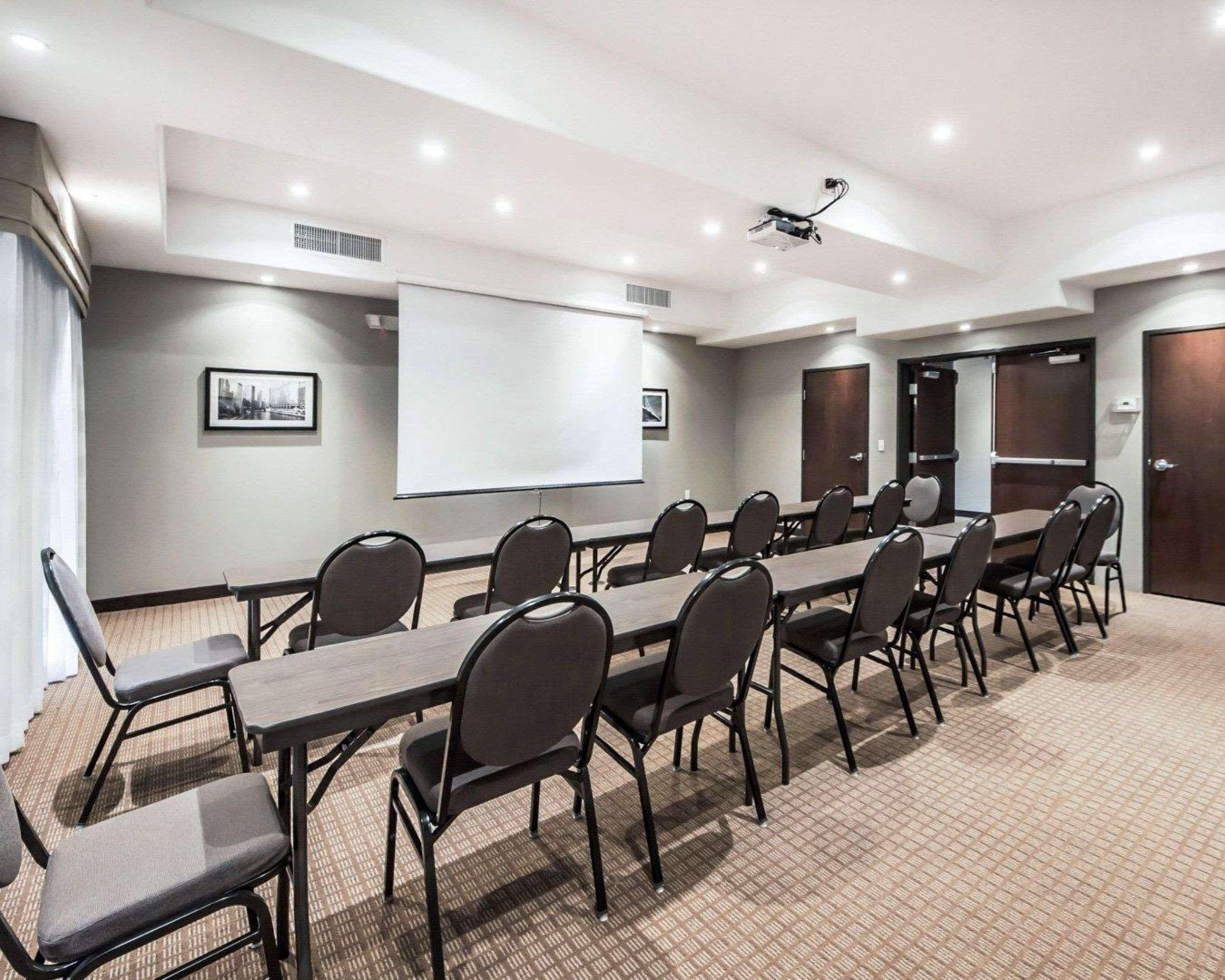 Sleep Inn & Suites Hennessey North Zewnętrze zdjęcie