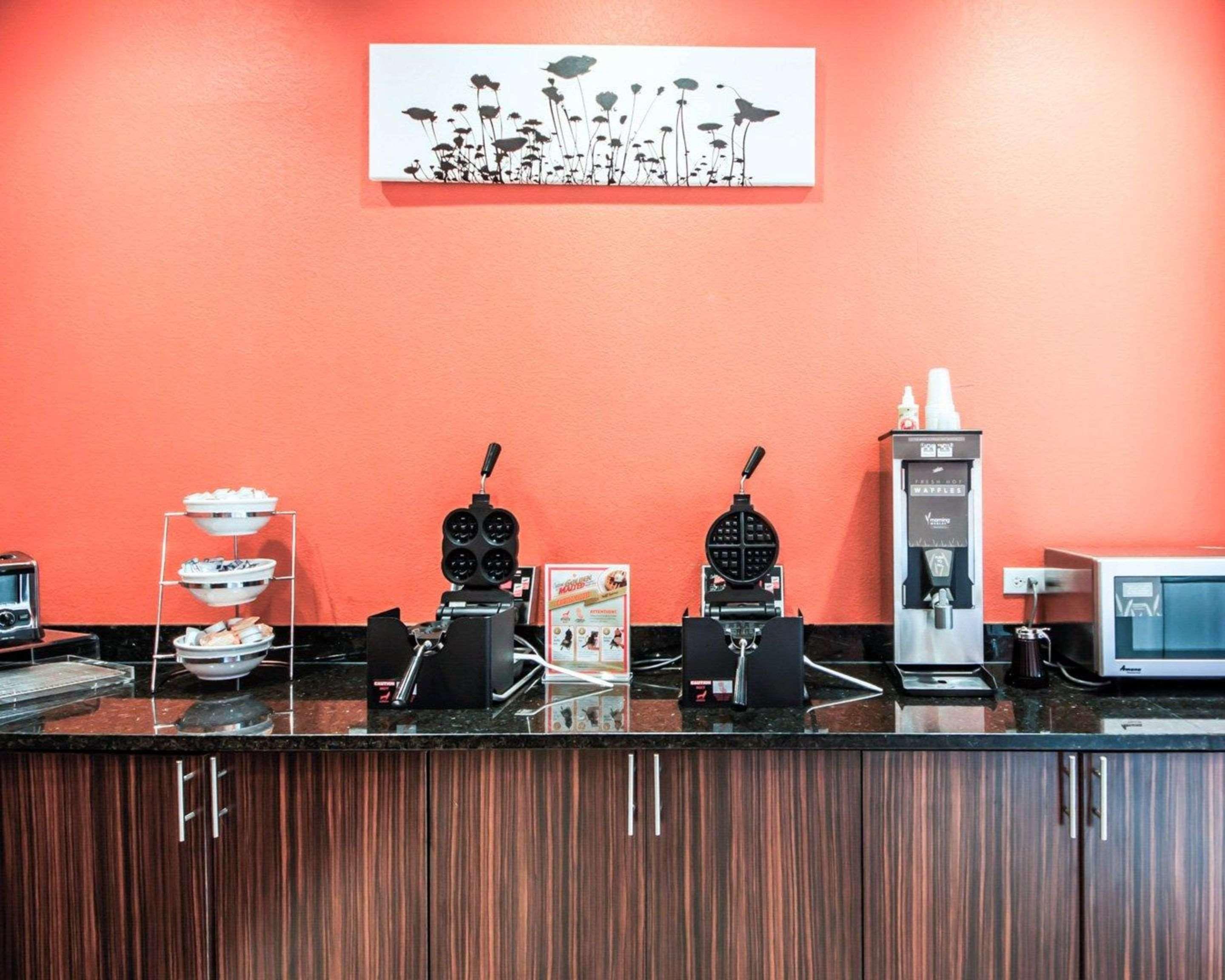 Sleep Inn & Suites Hennessey North Zewnętrze zdjęcie
